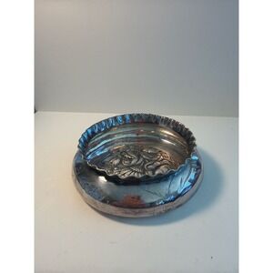 Antique Derby Silver Co. Embossed Floral Silver Plate Trinket Bowl